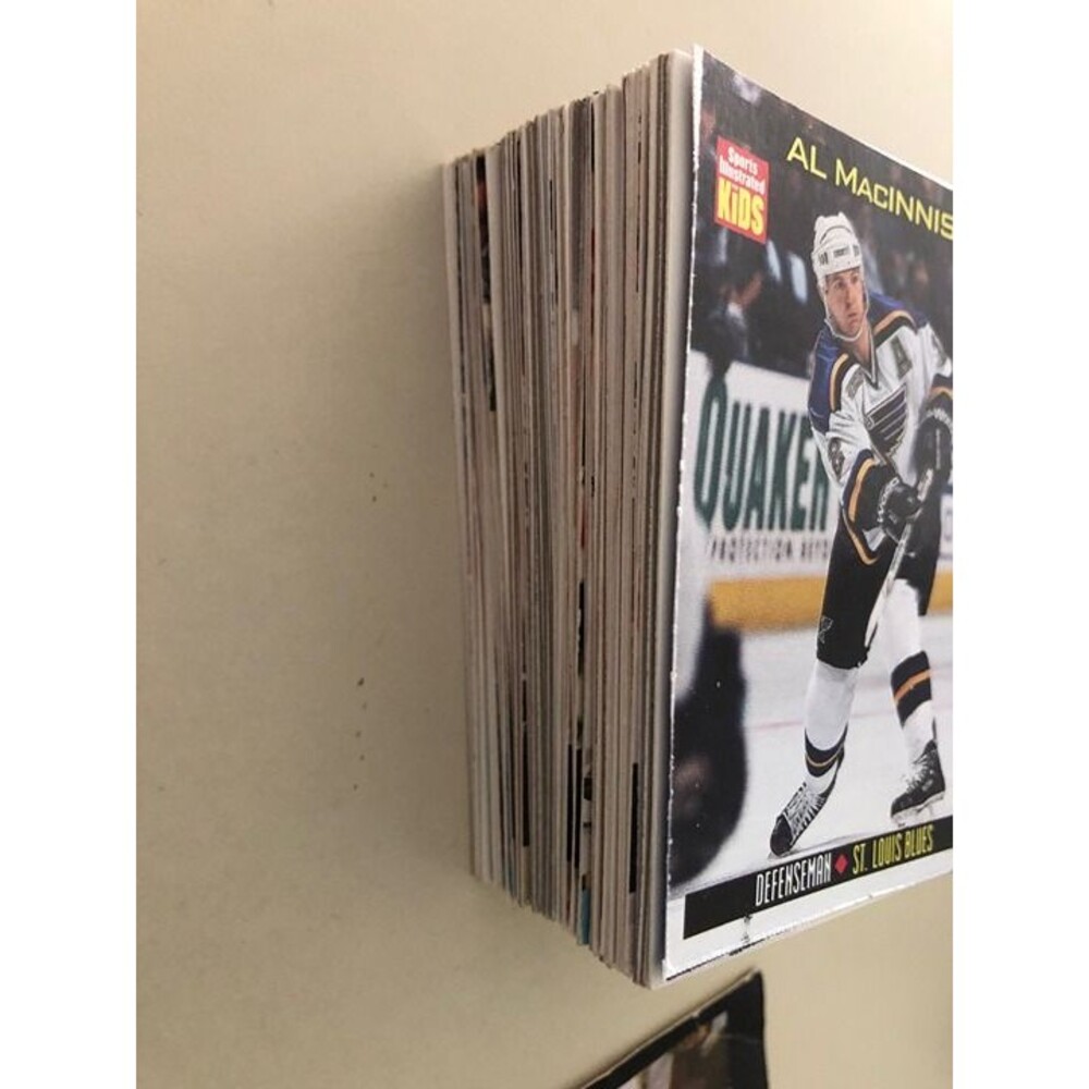 Lot of 95 Vintage NHL Hockey Cards SI-Score-Topps-Pro Set-Fleer-Upper Deck